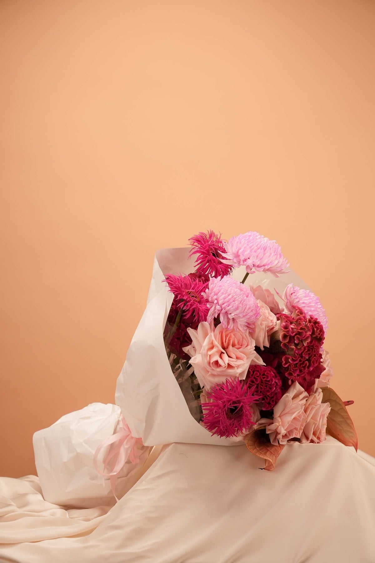 Fresh Flower Bouquets vs Artificial Flowers: Which Is Better for Gifting?