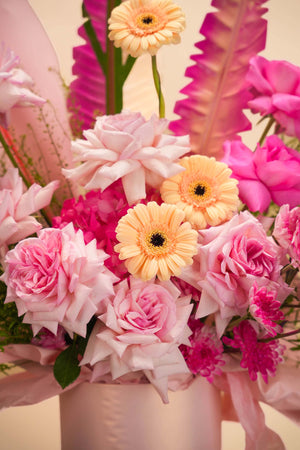 Flower basket dubai