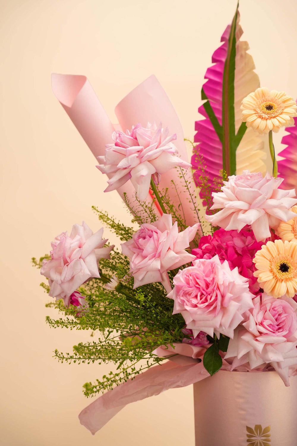 Flower basket dubai