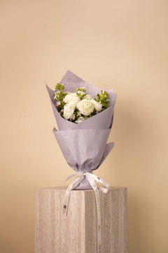 Ivory Grace Mini Bouquet