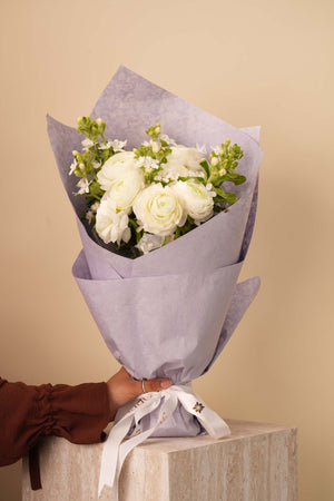 Ivory Grace Mini Bouquet