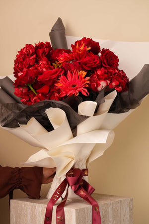 Crimson Desire Luxury Bouquet