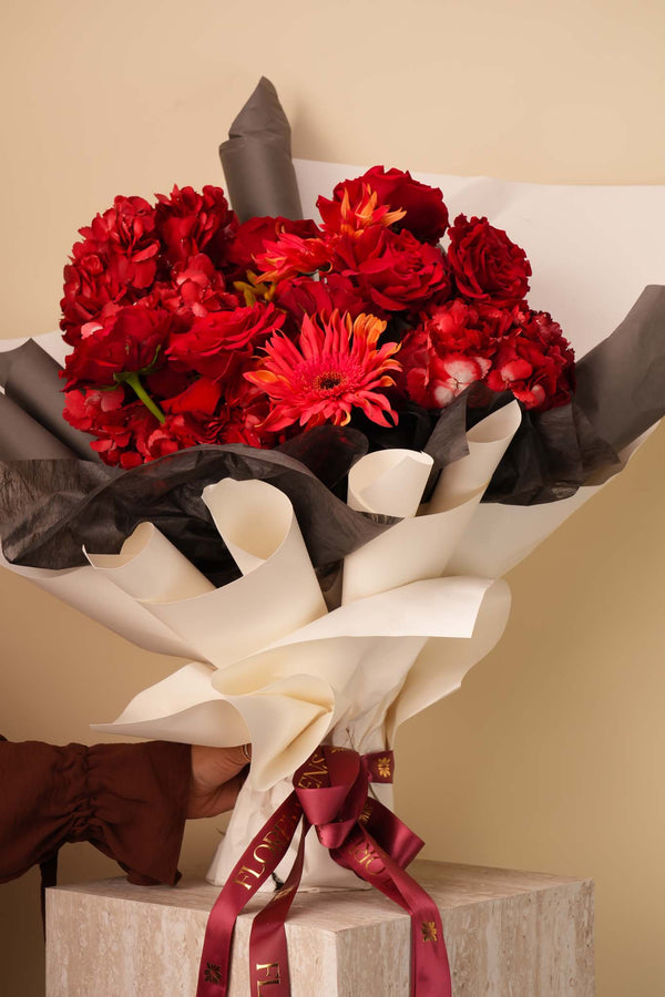 Crimson Desire Luxury Bouquet